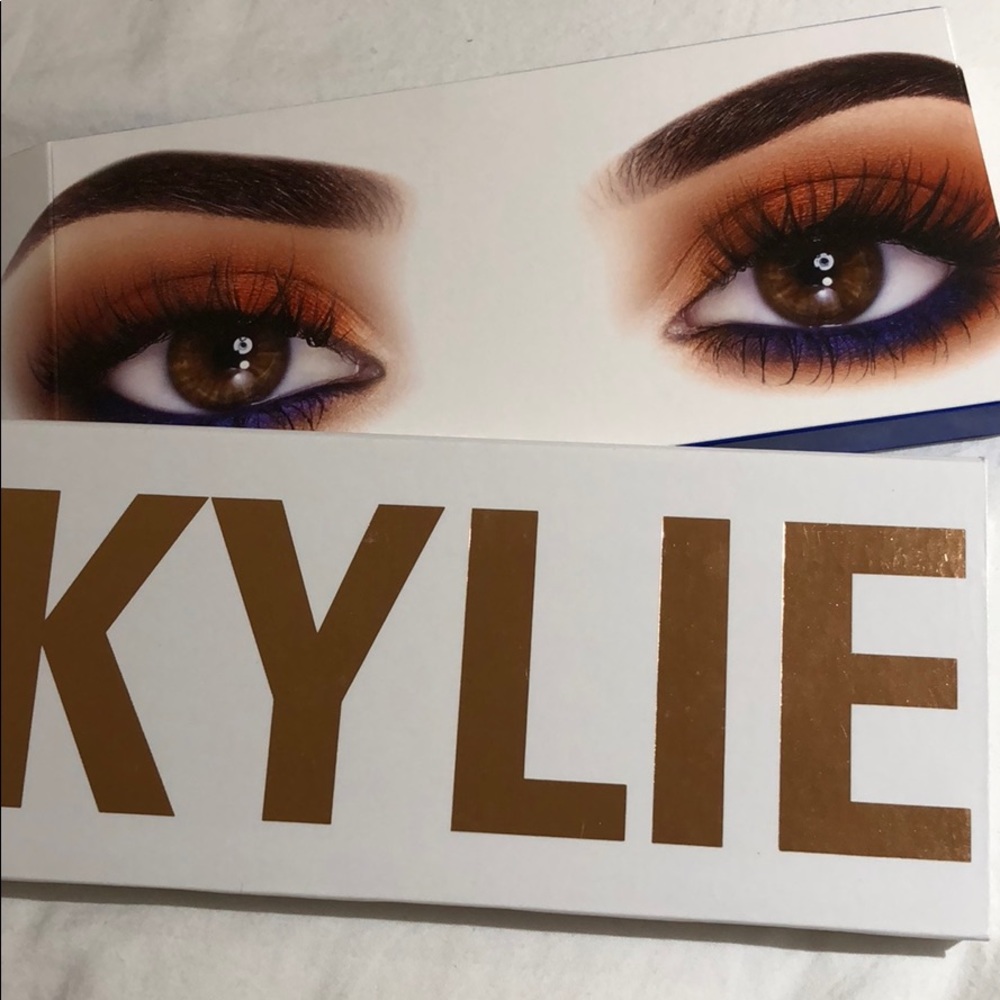 The Royal Peach Palette